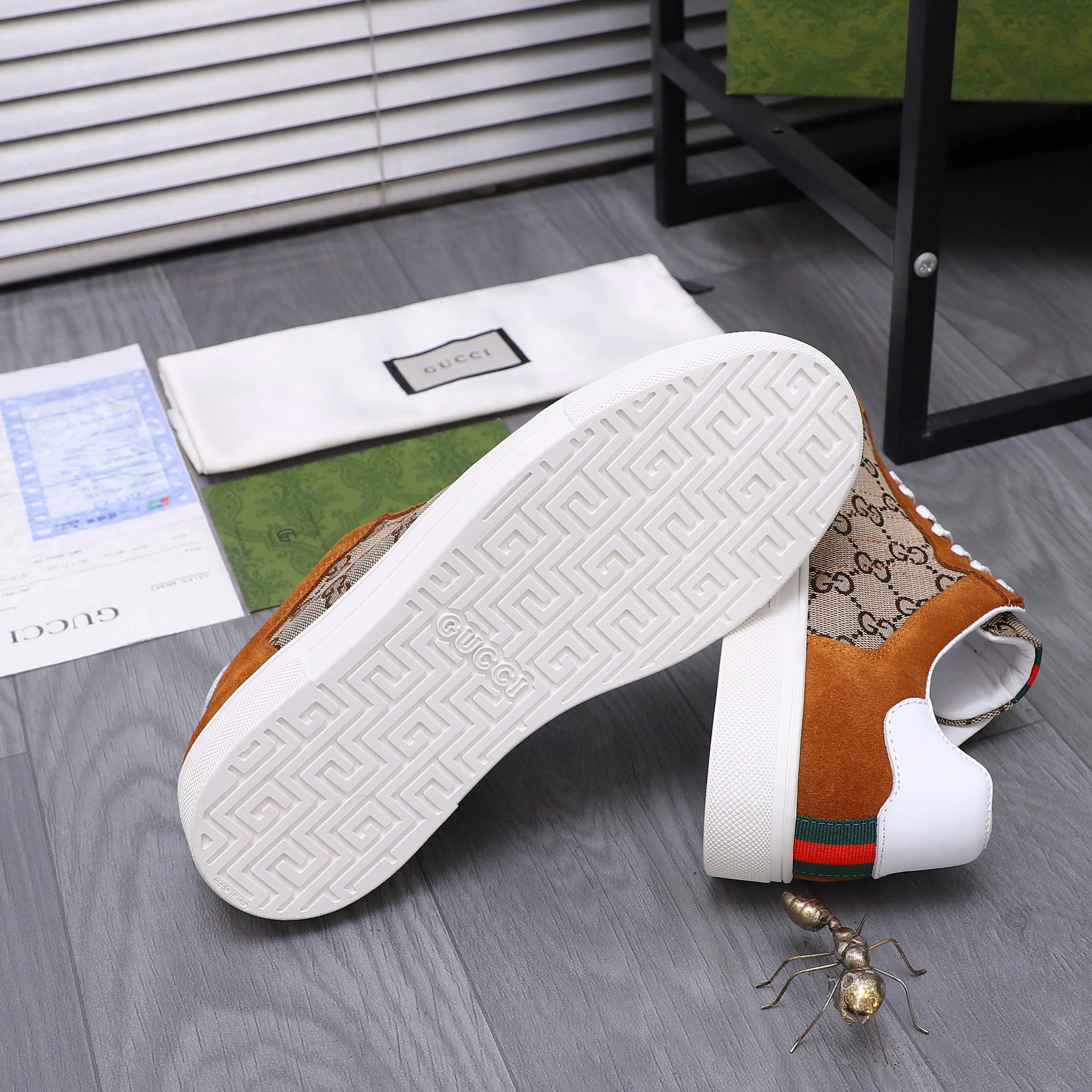 Men's shoes 💰p400 Product trademark: GUCCI "Gucci" casual lace-up men's shoes Regular size: 38-45 (45 is custom-made and non-returnable) Product materials: Selected classic woven stitching frosted cowhide upper, pigskin lining, original rubber outsole